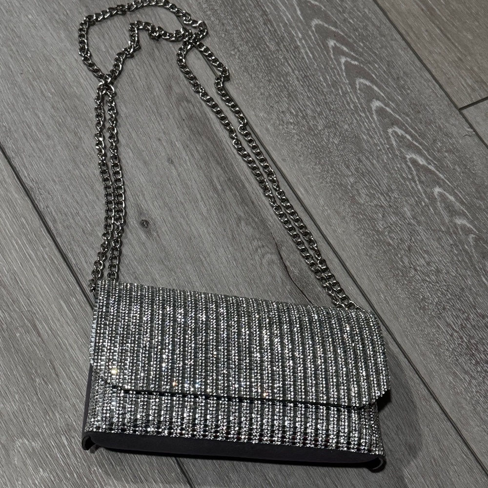 NEW SILVER BAG